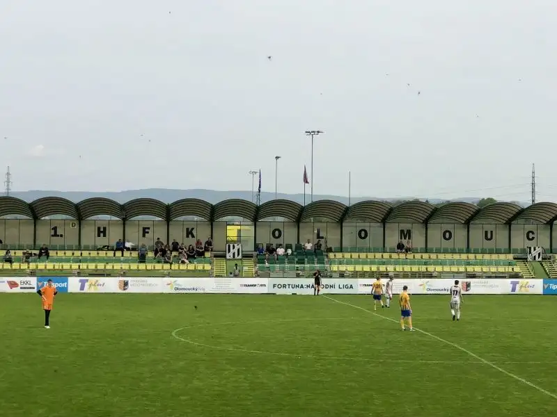 Dorostenci na hlavním hřišti hostili Opavu