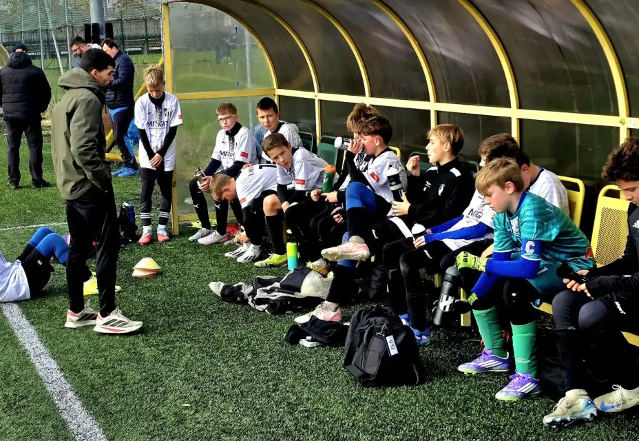 U13 padla doma s Valmezem