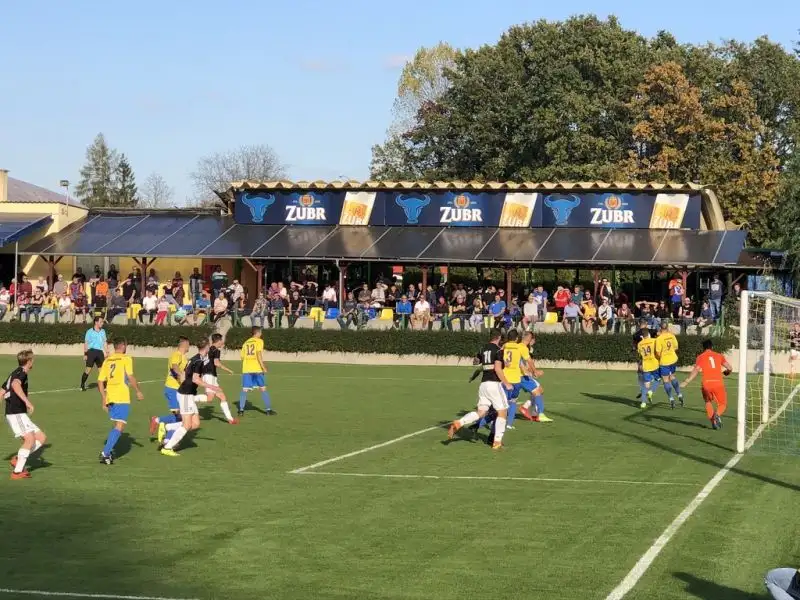 Vítězství domácích, ale fotbal plakal