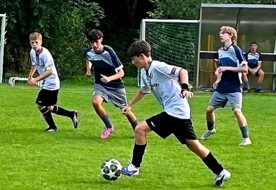 U16 padla na úvod soustředění s U19 Valašské Bystřice
